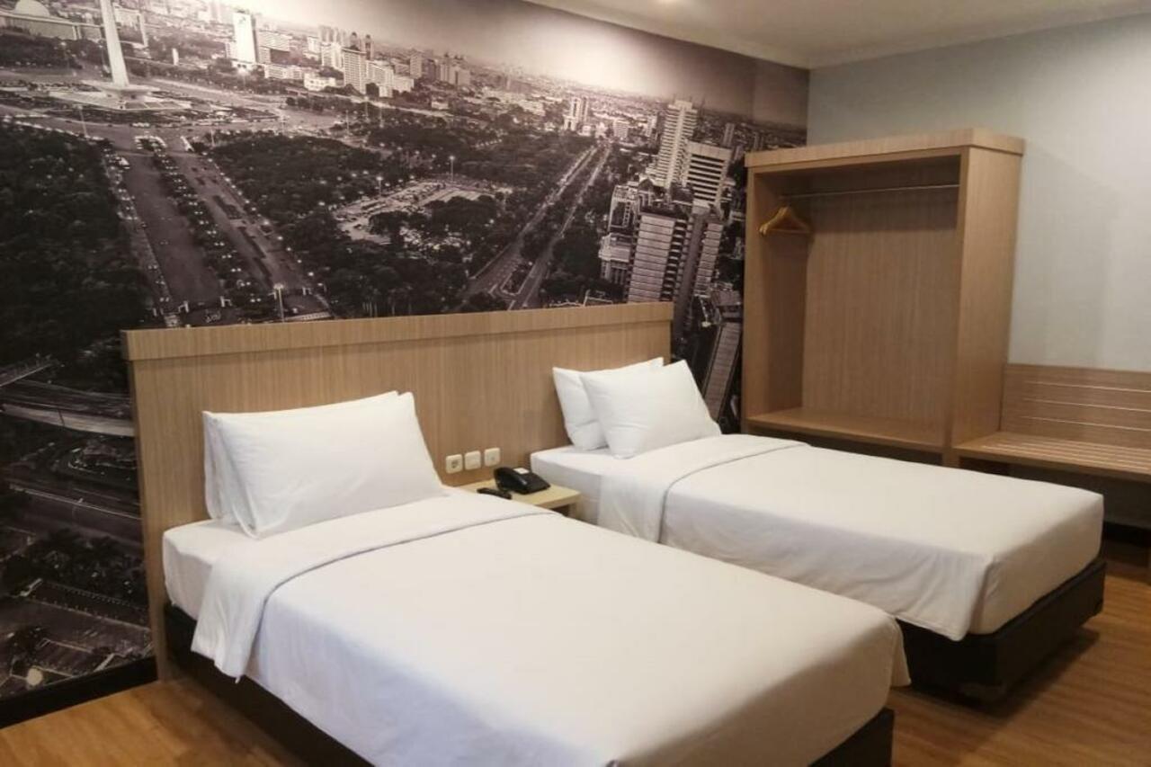 Sanno Hotel Jakarta Exterior photo