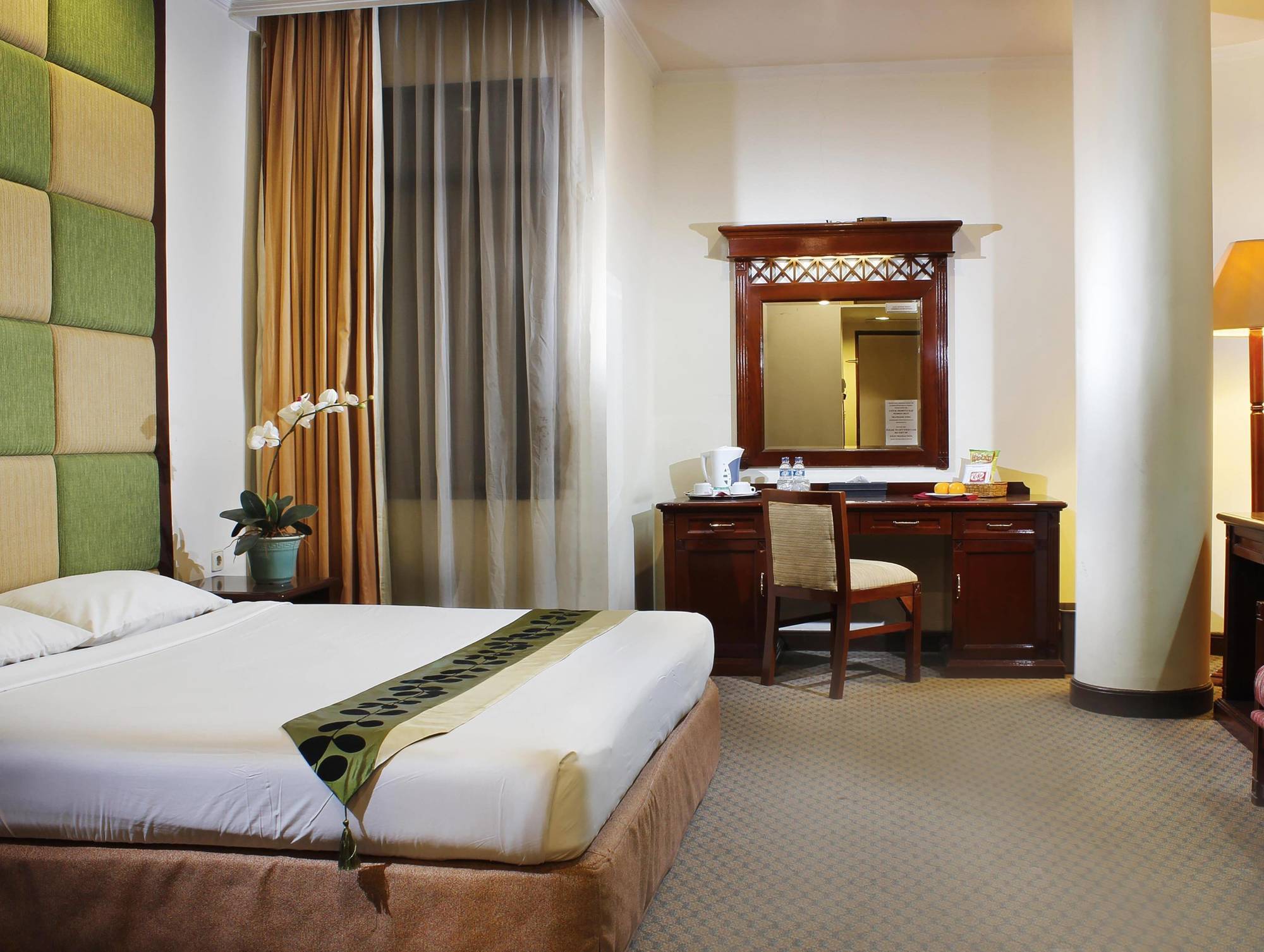 Sanno Hotel Jakarta Exterior photo